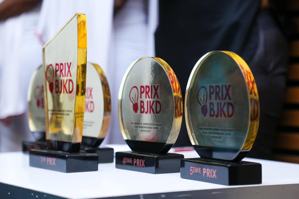 Le Prix BJKD pour l'entrepreneuriat jeunes